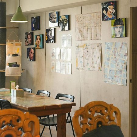 Loft18 Hostel Tainan Buitenkant foto